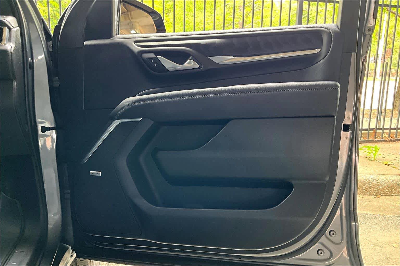 Used 2022 GMC Yukon Denali image 22