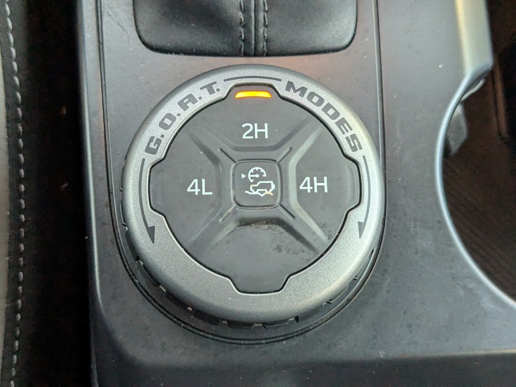 Used 2025 Ford Bronco Outer Banks AWD/4WD image 52