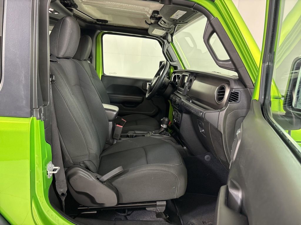 Used 2019 Jeep Wrangler Sport image 12