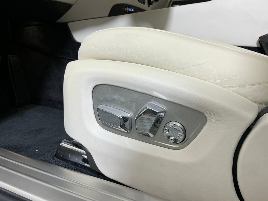 Used 2014 Rolls-Royce Wraith RWD image 20