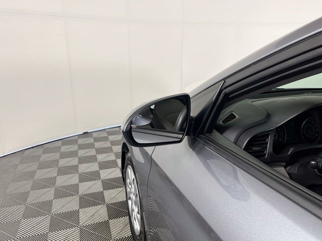 Used 2019 Hyundai Elantra SE FWD image 14
