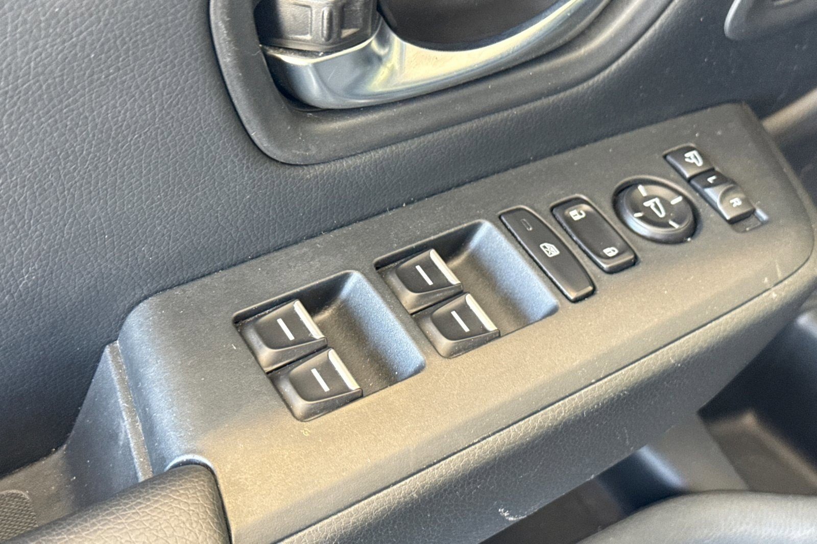 Certified 2023 Honda Pilot Elite image 12