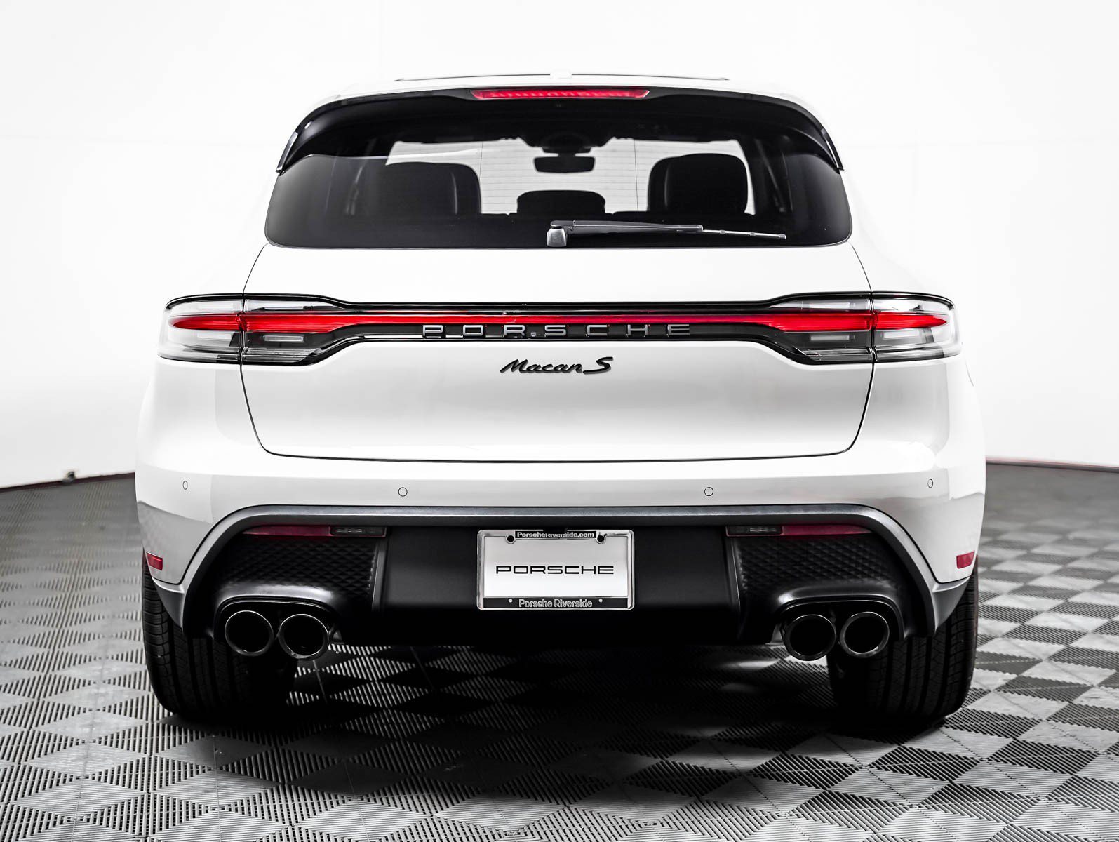 Certified 2026 Porsche Macan S AWD/4WD image 11