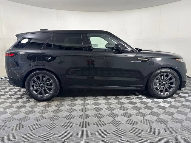 New 2026 Land Rover Range Rover Sport Dynamic SE AWD/4WD image 9