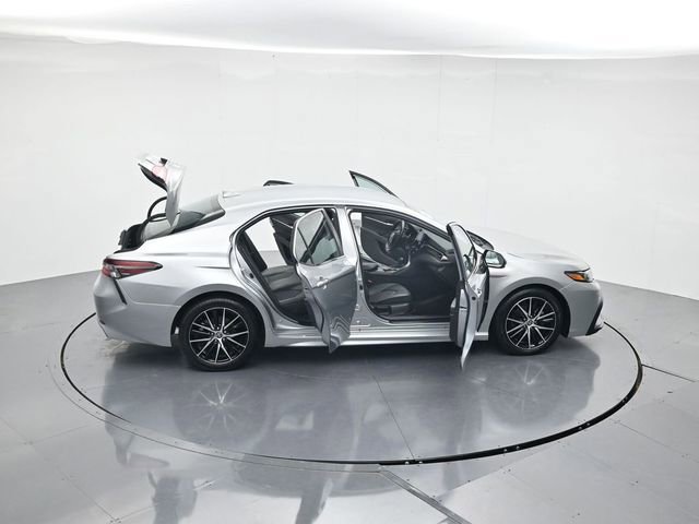 Used 2022 Toyota Camry SE FWD image 46