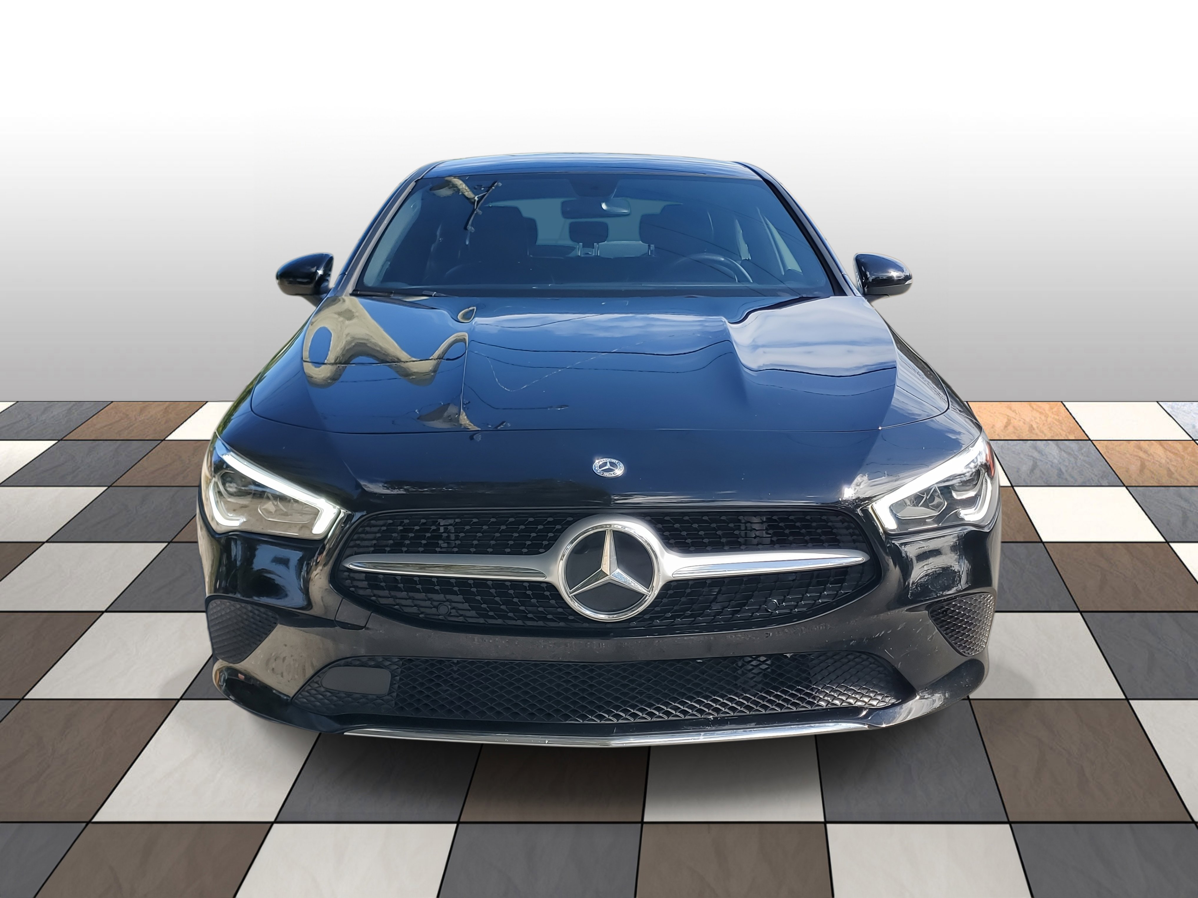 Used 2023 Mercedes-Benz CLA 250 w/ Premium Package image 2