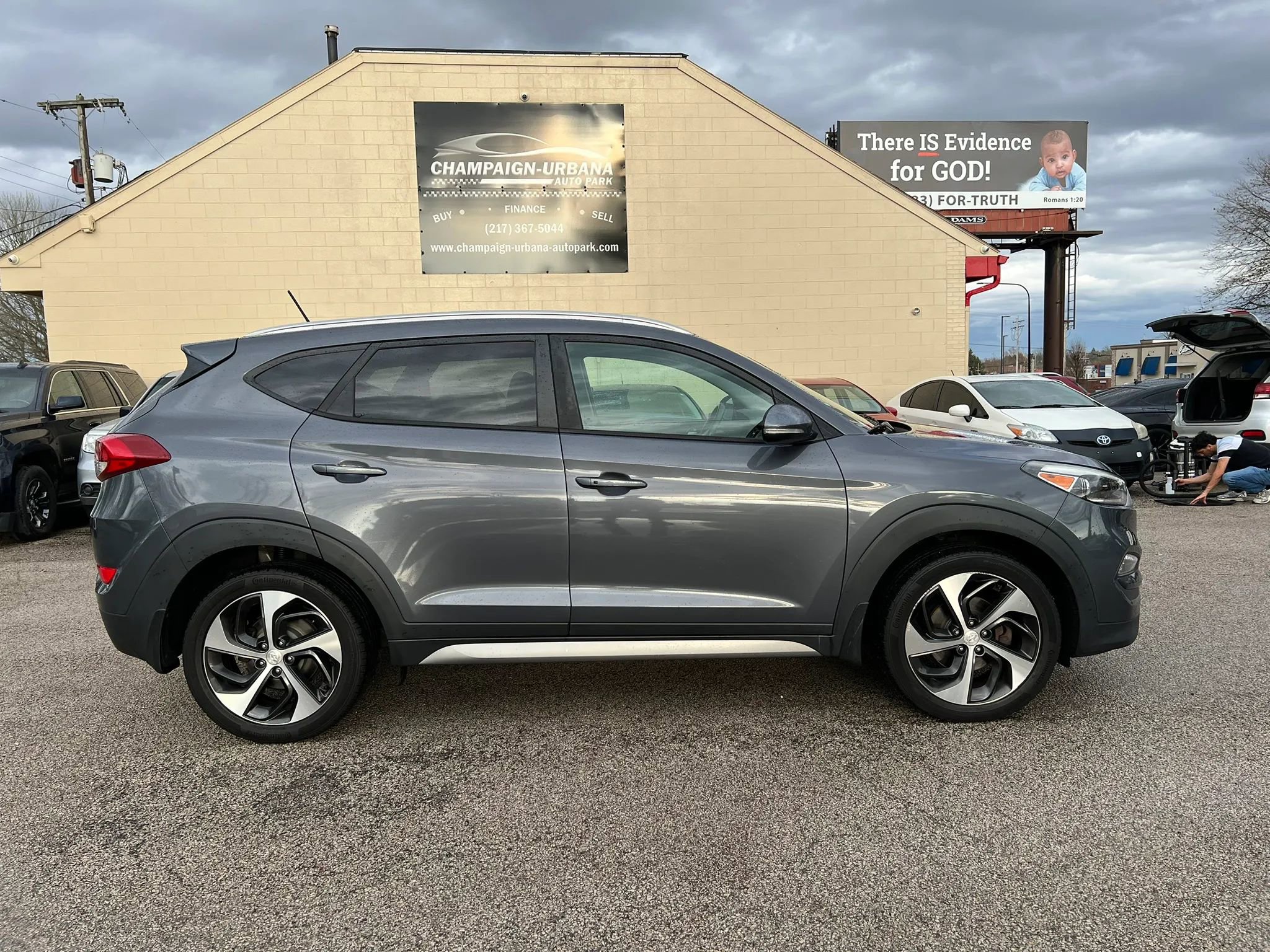 Used 2017 Hyundai Tucson Sport w/ Cargo Package image 8
