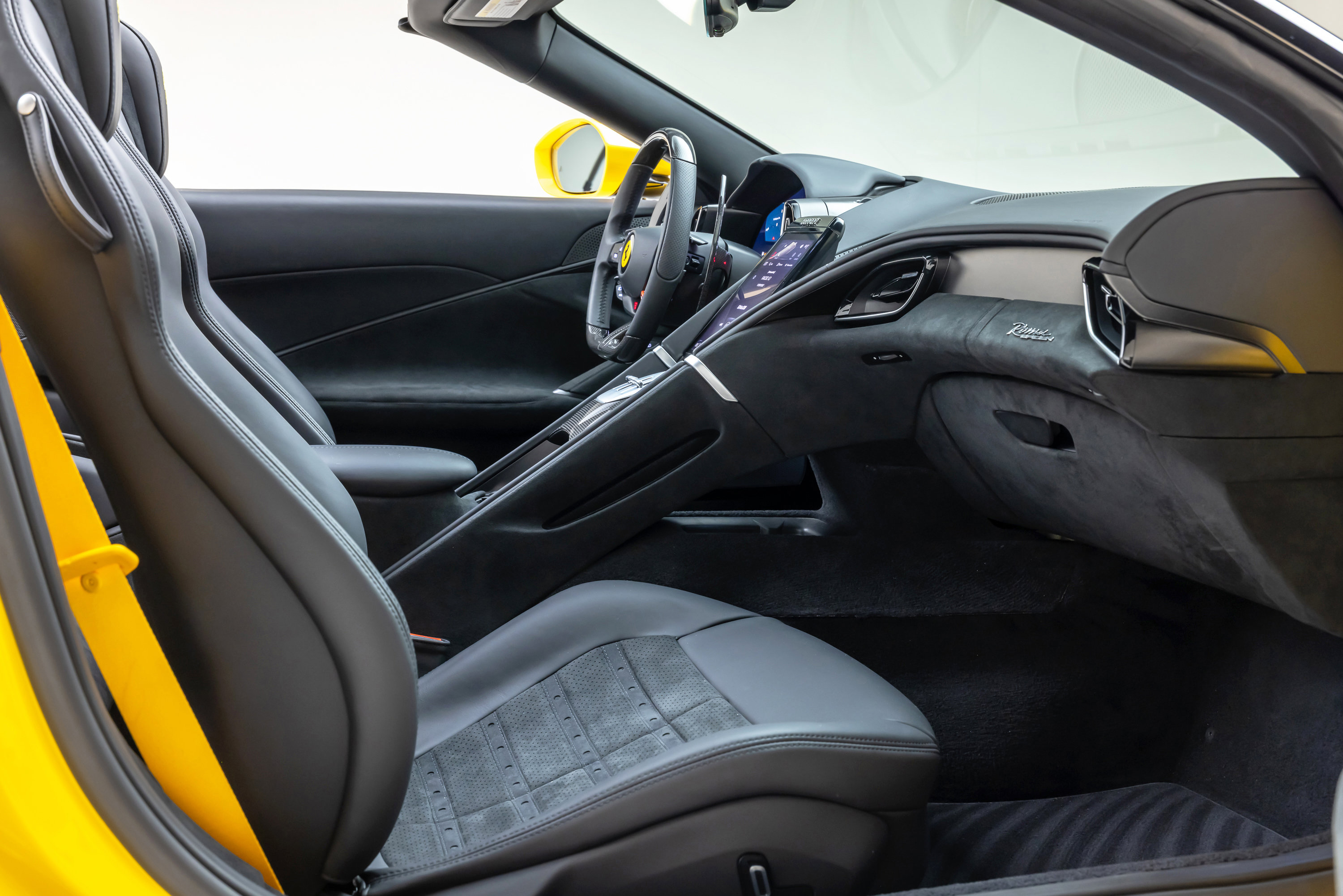 Certified 2025 Ferrari Roma Spider image 62