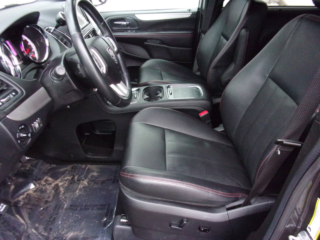 Used 2020 Dodge Grand Caravan GT image 3