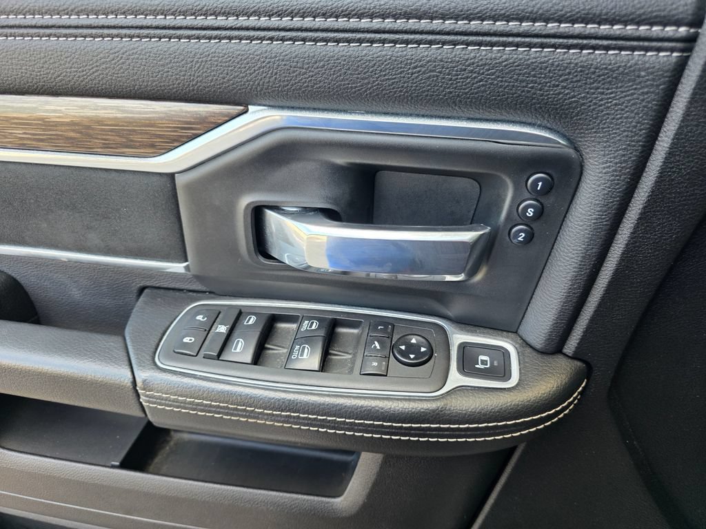 Used 2021 RAM 2500 Laramie AWD/4WD image 17