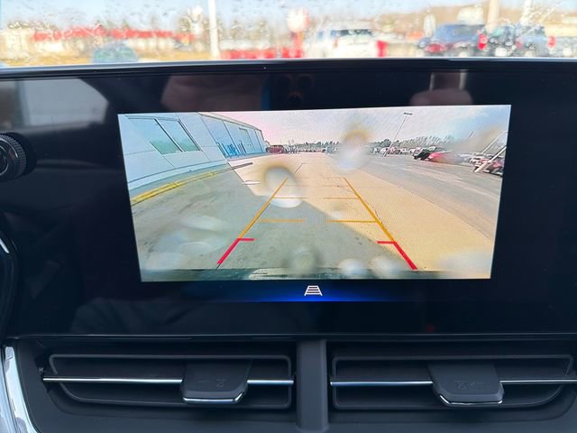 New 2026 Chevrolet Trax LT w/ Driver Confidence Package FWD image 21