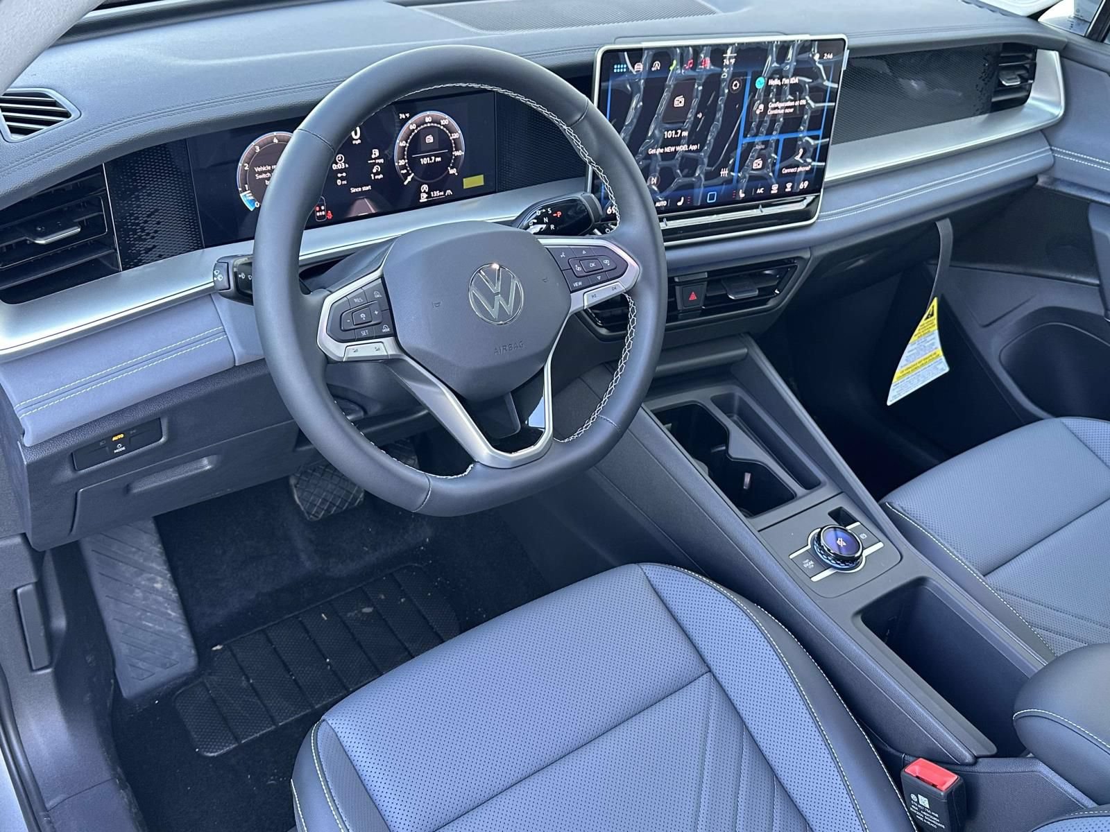 New 2026 Volkswagen Tiguan SE AWD/4WD image 10