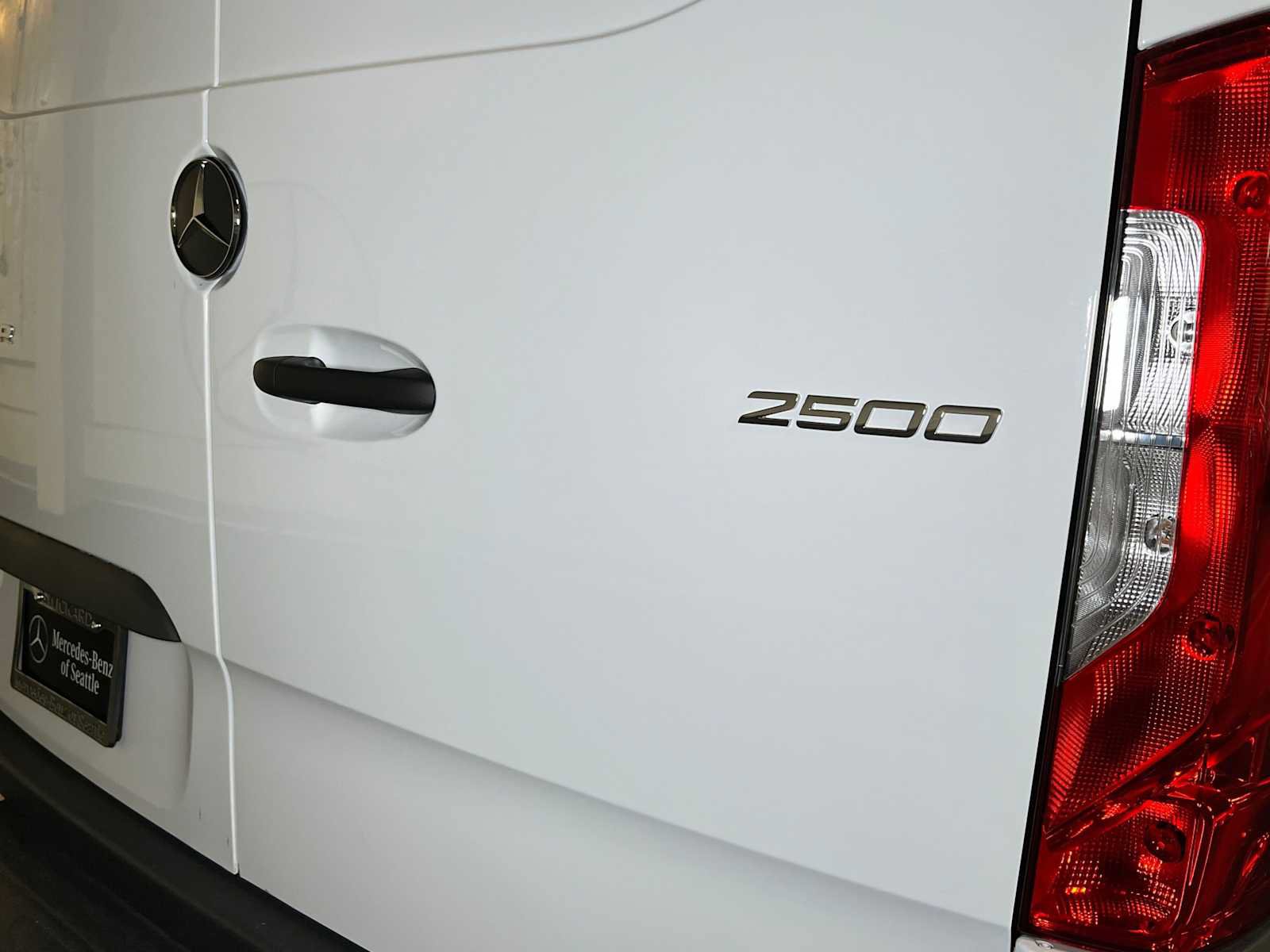Used 2026 Mercedes-Benz Sprinter 2500 image 16