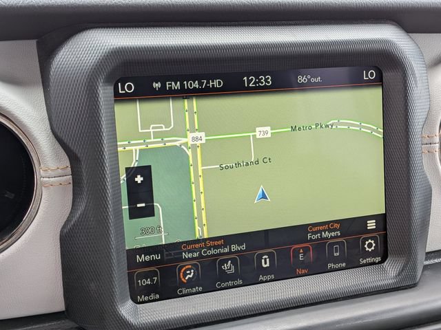 Used 2023 Jeep Gladiator Overland AWD/4WD image 35