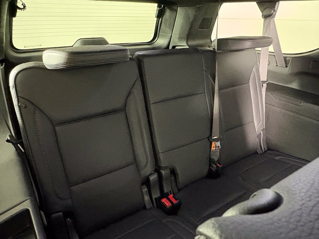 Used 2025 GMC Yukon XL Denali AWD/4WD image 21