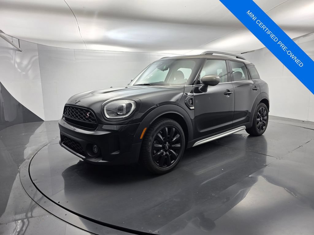 Used 2024 MINI Cooper Countryman S w/ Premium Package FWD image 8