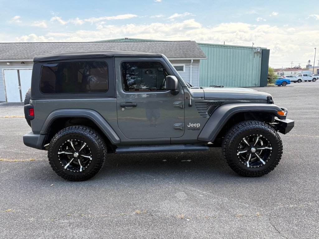 Used 2021 Jeep Wrangler Sport AWD/4WD image 4