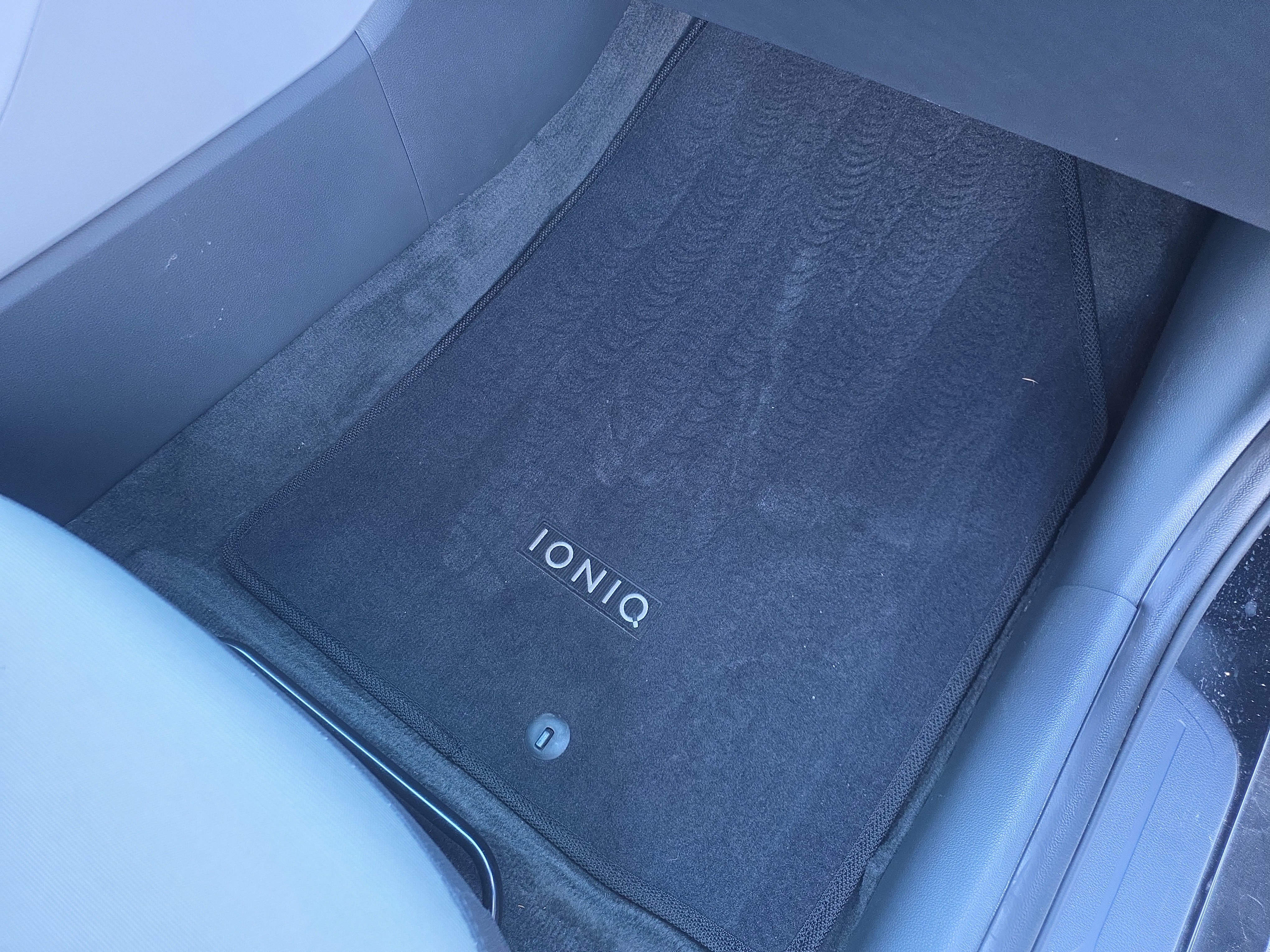 Used 2019 Hyundai Ioniq Blue image 33