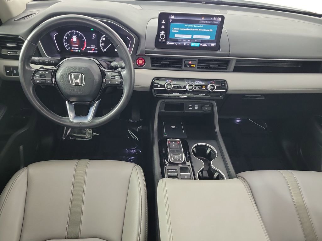 Used 2024 Honda Pilot Touring image 27
