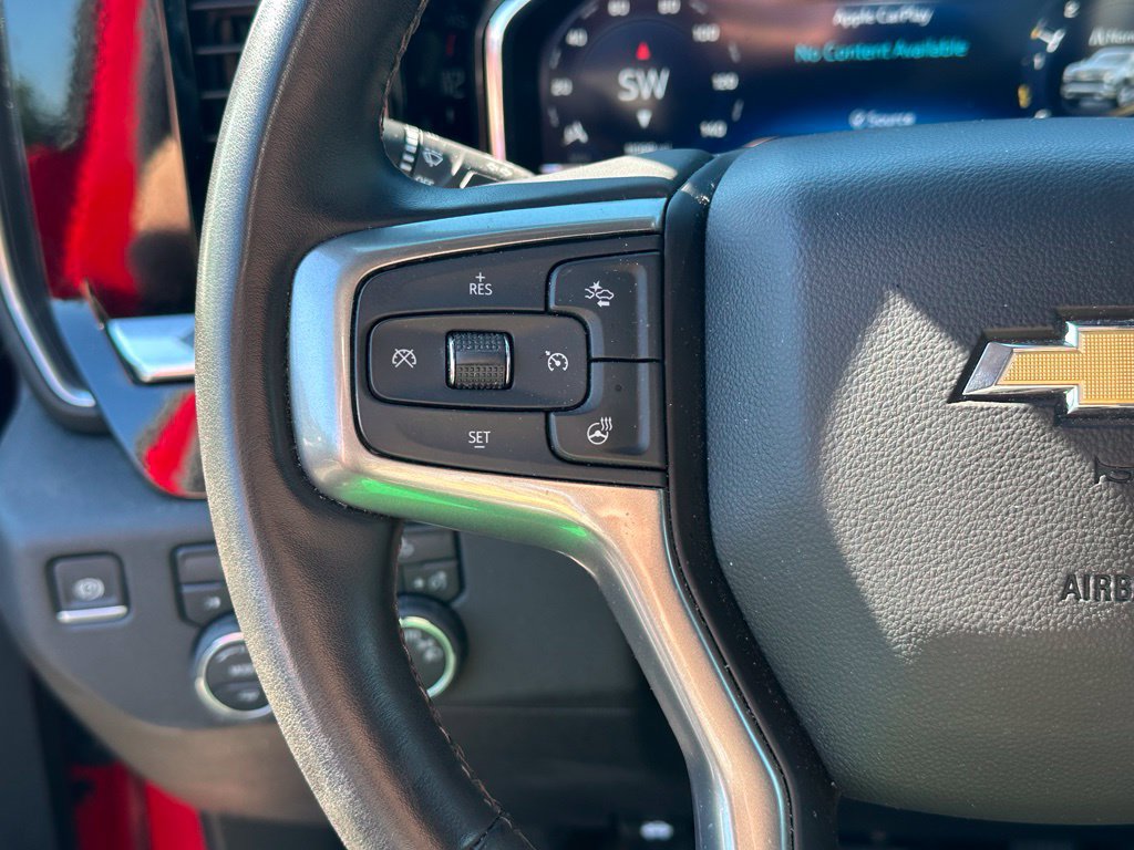 Used 2025 Chevrolet Silverado 1500 LT AWD/4WD image 9
