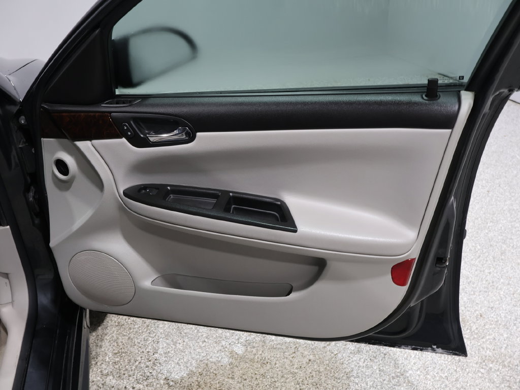 Used 2012 Chevrolet Impala LT FWD image 24