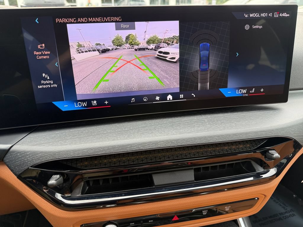 Certified 2026 BMW 330i xDrive Sedan w/ Premium Package AWD/4WD image 22