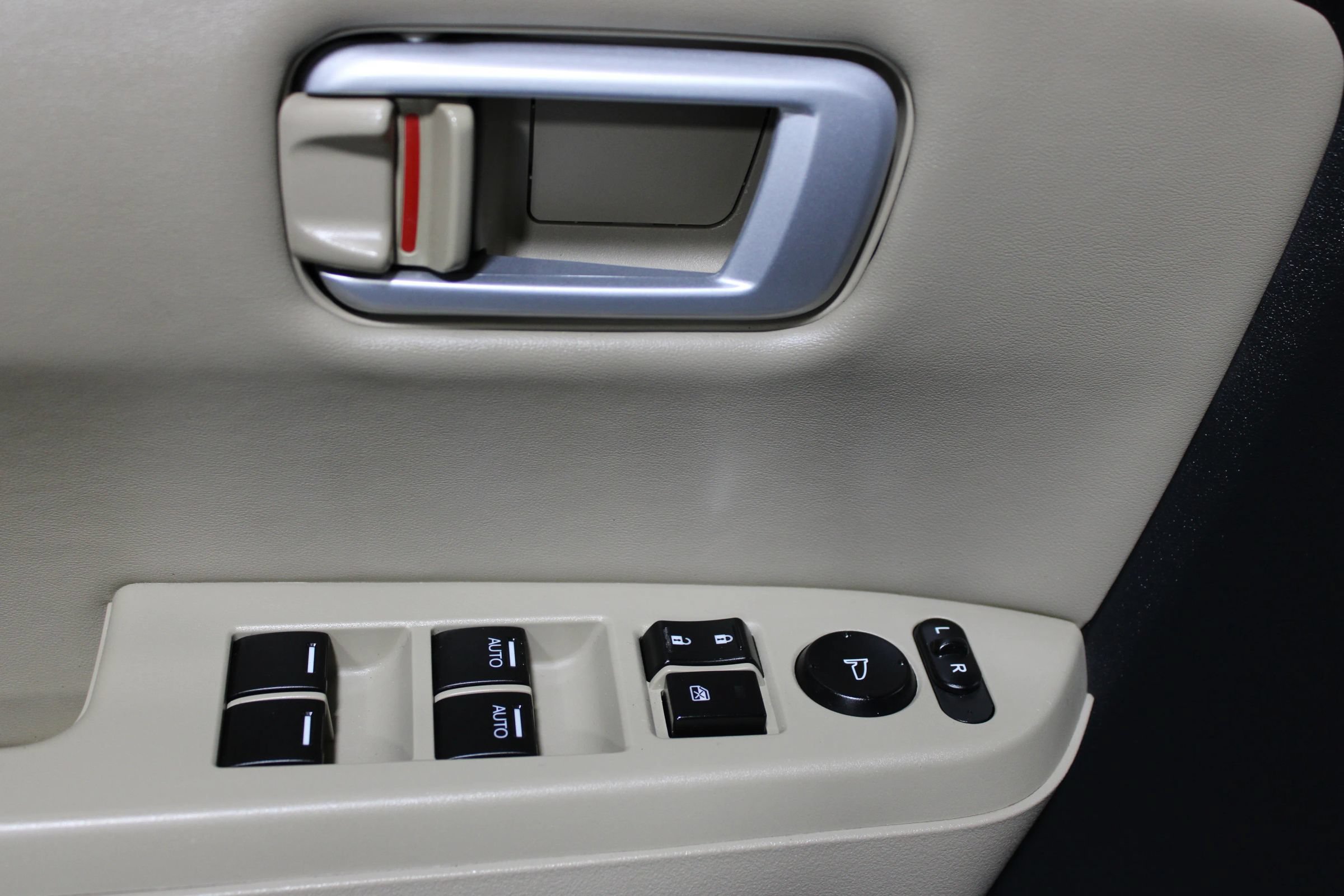 Used 2011 Honda Pilot EX-L image 9