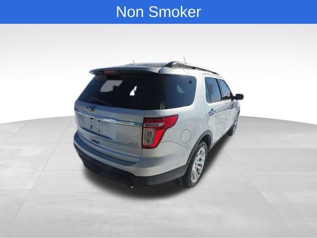 Used 2014 Ford Explorer XLT w/ Equipment Group 202A image 6