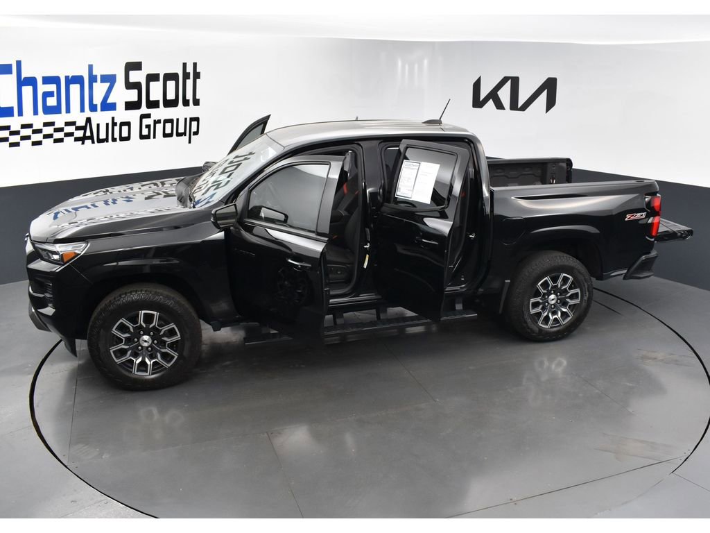 Used 2023 Chevrolet Colorado Z71 w/ Z71 Convenience Package 2 AWD/4WD image 30