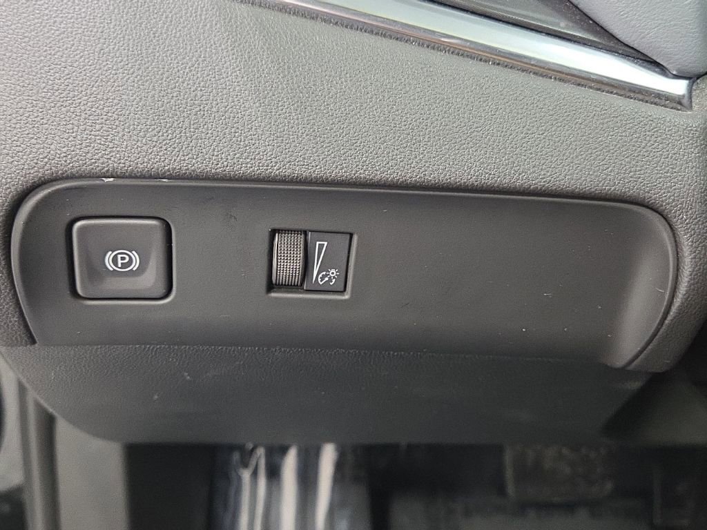 Used 2023 Buick Enclave Essence w/ Experience Buick Package image 32