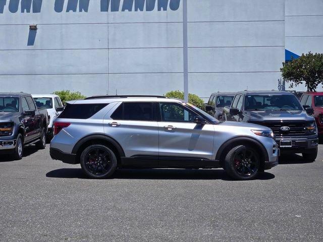 Certified 2020 Ford Explorer ST w/ ST Street Pack AWD/4WD image 3