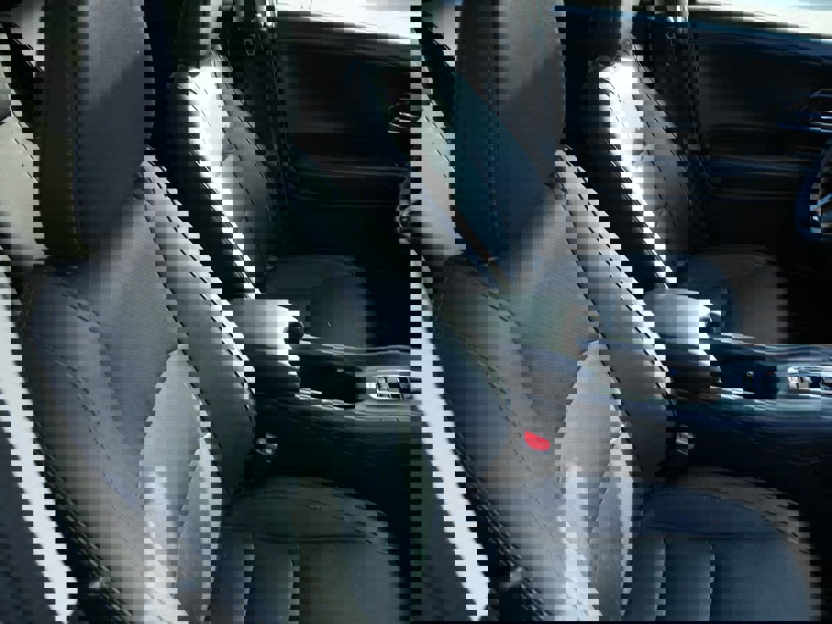 Used 2019 Honda HR-V Touring image 30