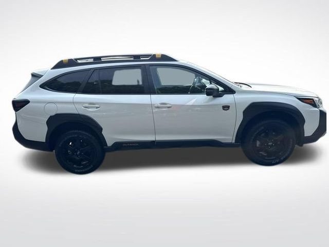 Used 2025 Subaru Outback Wilderness AWD/4WD image 8
