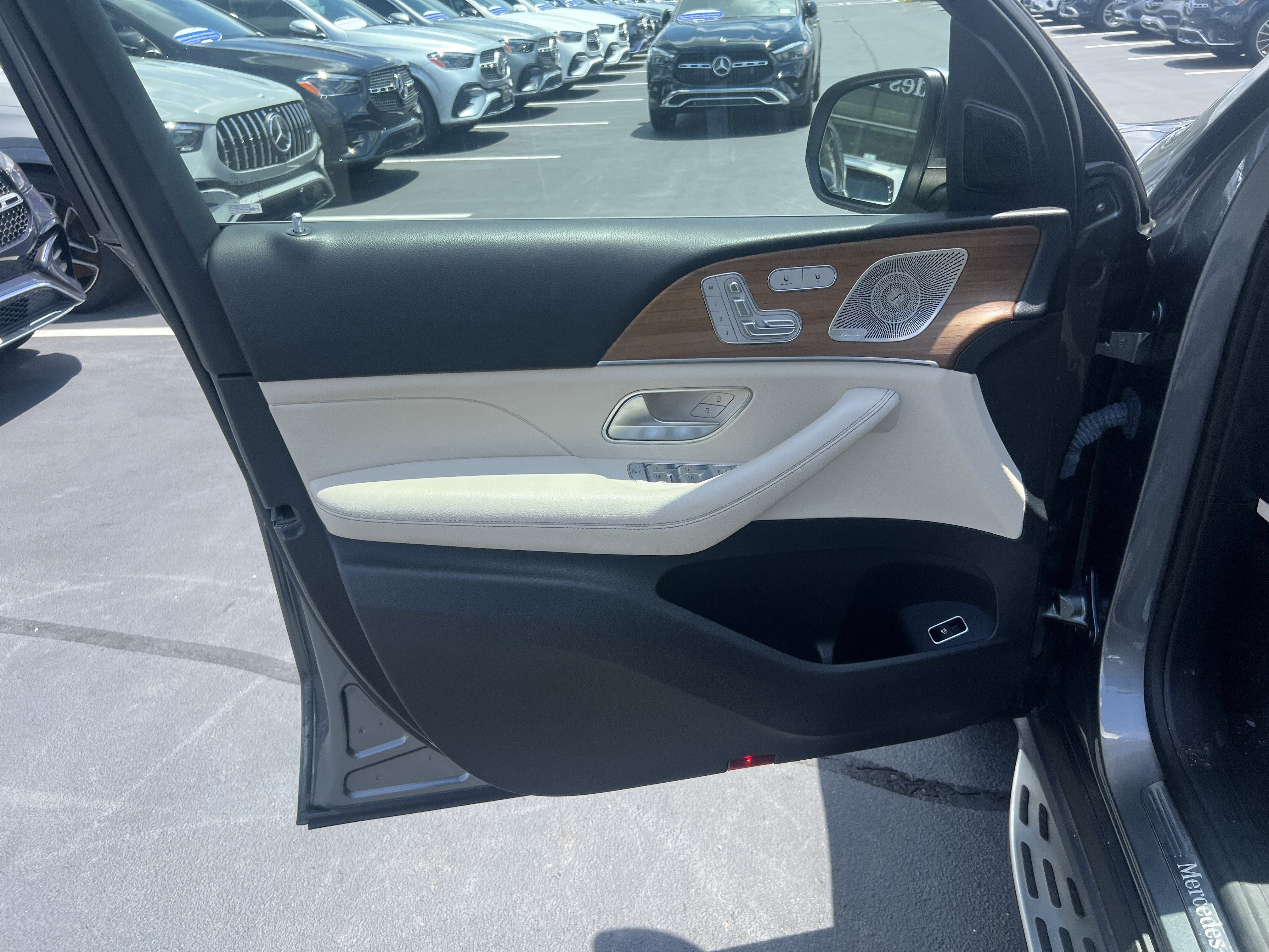 Used 2023 Mercedes-Benz GLE 350 4MATIC image 14