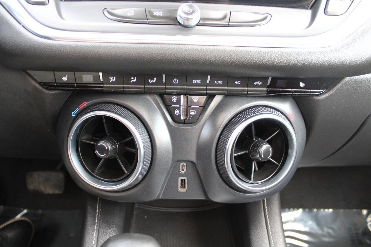 Used 2023 Chevrolet Blazer LT image 12