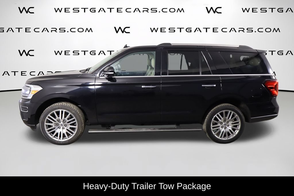 Used 2023 Ford Expedition Limited AWD/4WD image 5