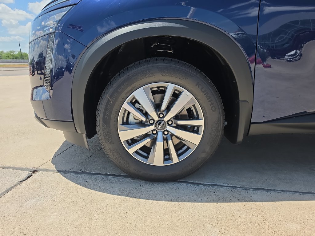 New 2026 Nissan Pathfinder SL FWD image 28