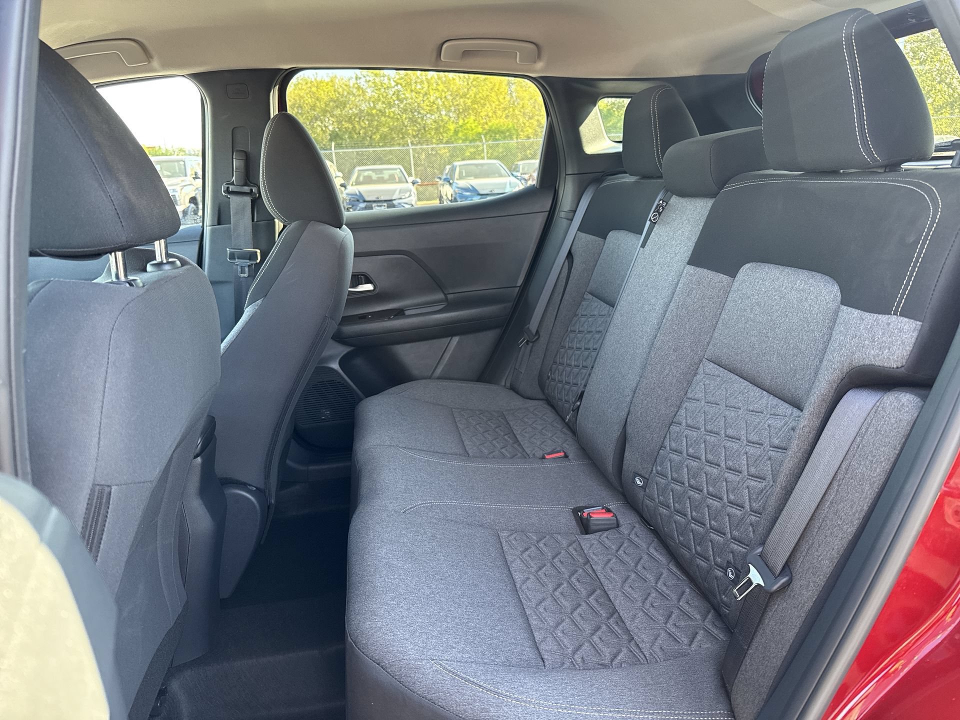 Used 2025 Nissan Kicks SV FWD image 24