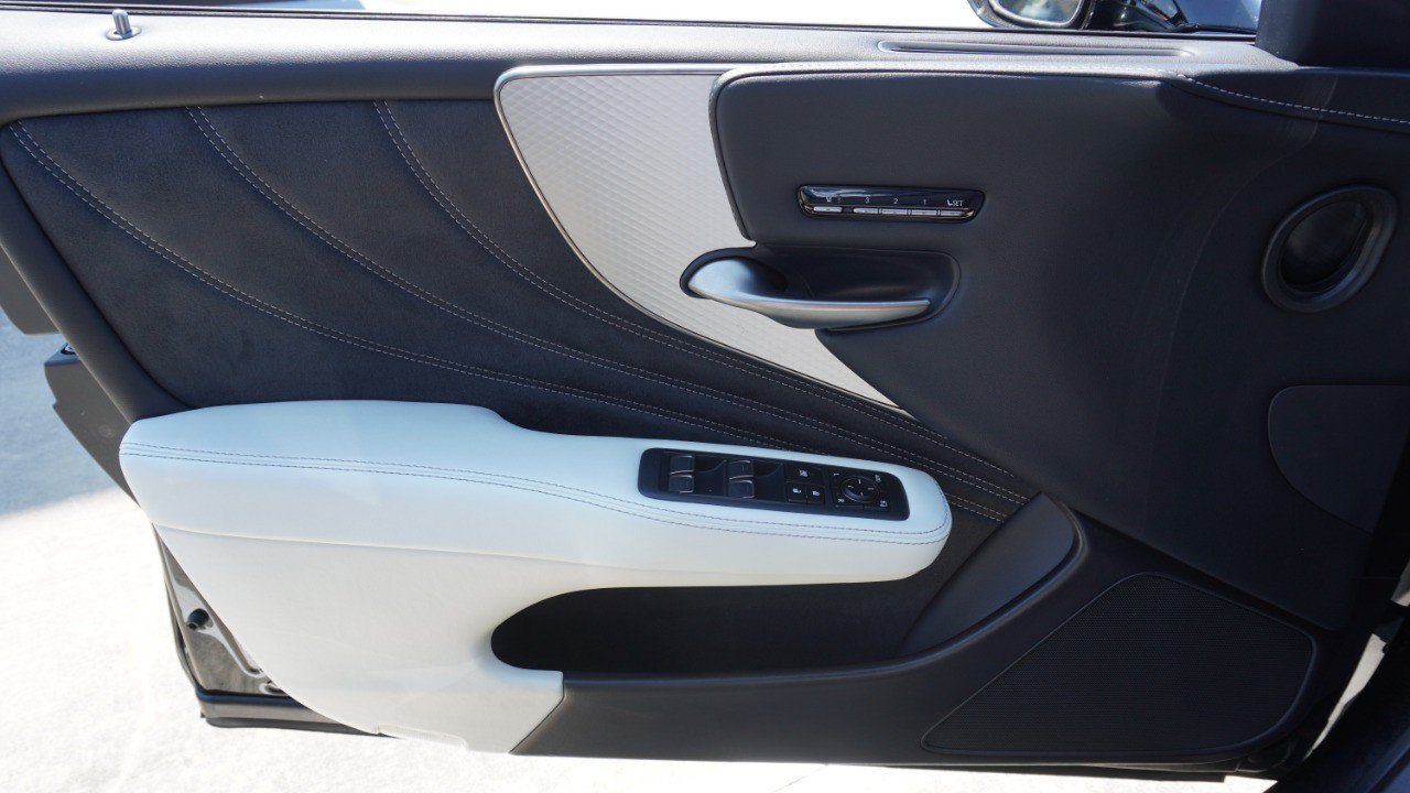Used 2021 Lexus LS 500 F Sport w/ Dynamic Handling Package RWD image 21