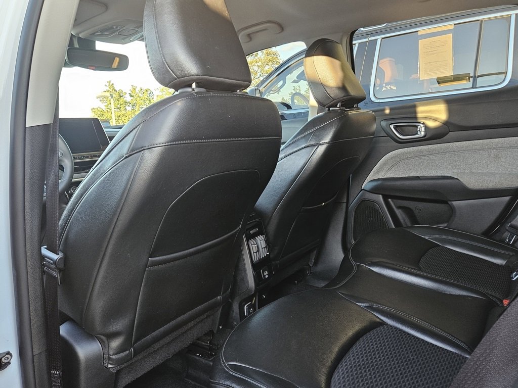 Used 2022 Jeep Compass Latitude image 16