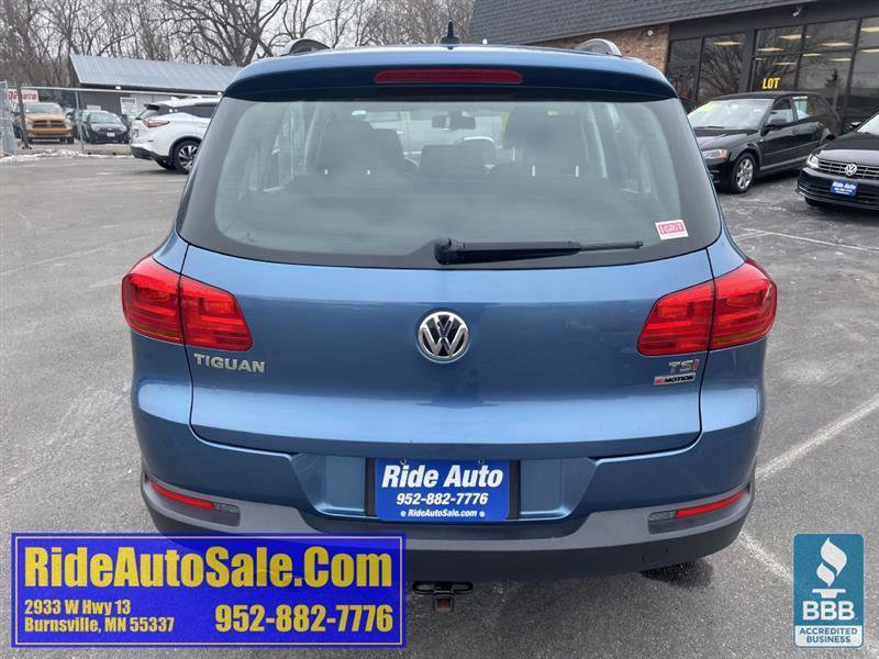 Used 2017 Volkswagen Tiguan S image 6
