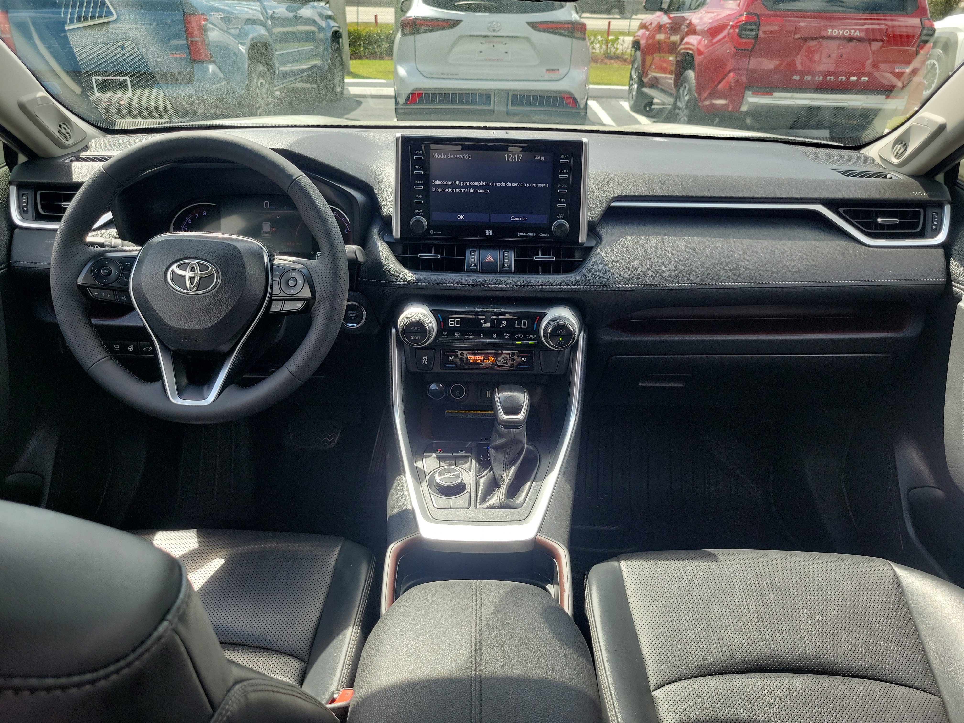 Used 2021 Toyota RAV4 Limited image 16