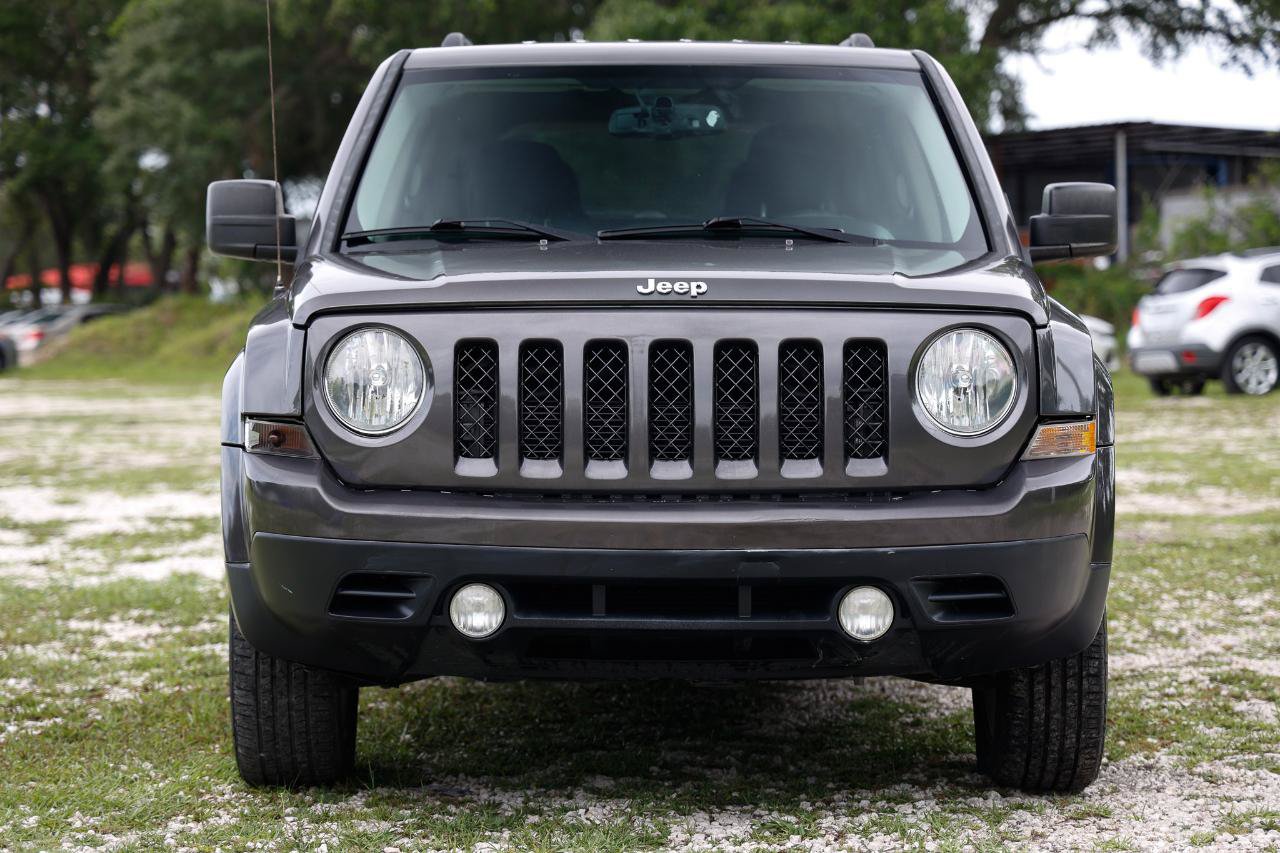 Used 2016 Jeep Patriot Latitude AWD/4WD image 17