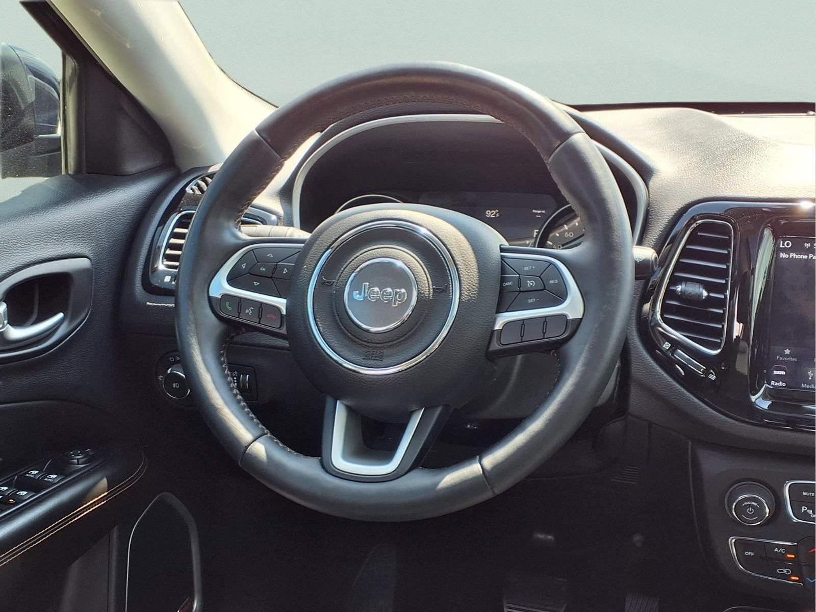 Used 2018 Jeep Compass Limited w/ Navigation Group FWD image 14