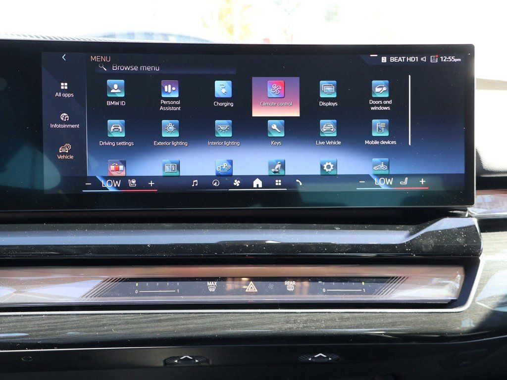 Used 2025 BMW i5 xDrive40 w/ Premium Package AWD/4WD image 56