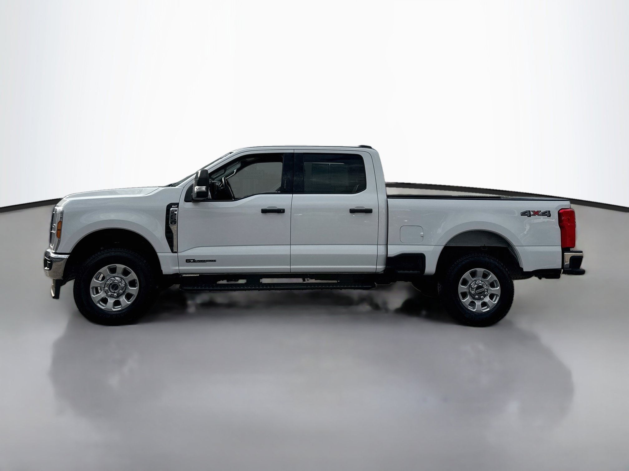 Certified 2024 Ford F250 XLT AWD/4WD image 4