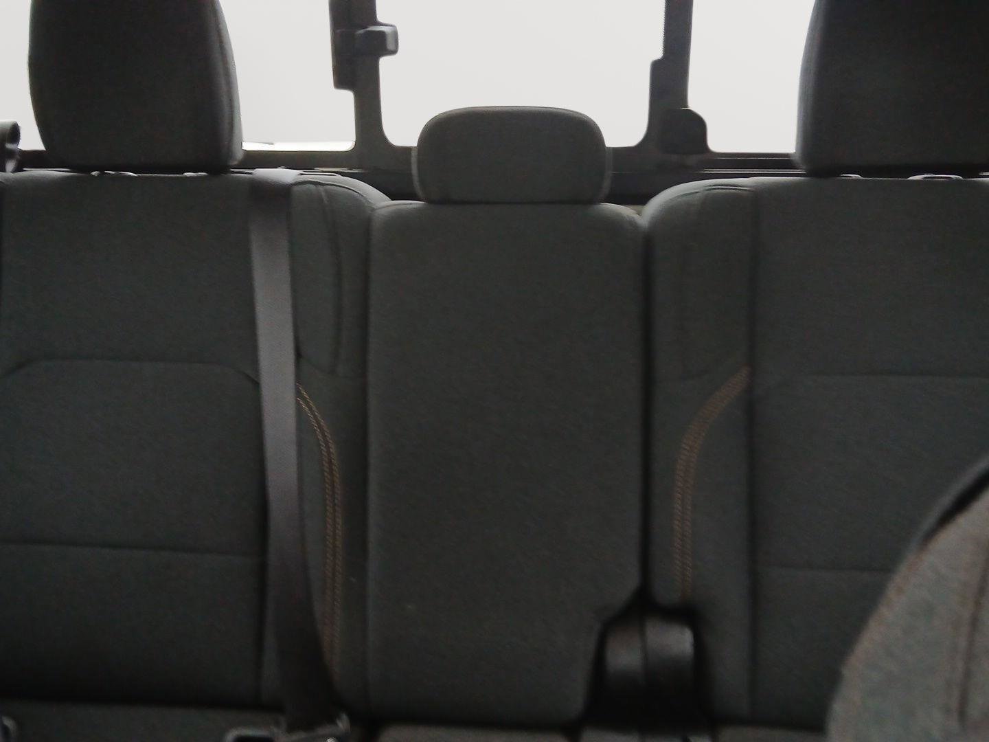 Used 2024 Jeep Gladiator Sport image 17