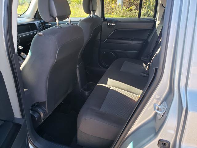 Used 2015 Jeep Patriot Sport w/ Power Value Group AWD/4WD image 12