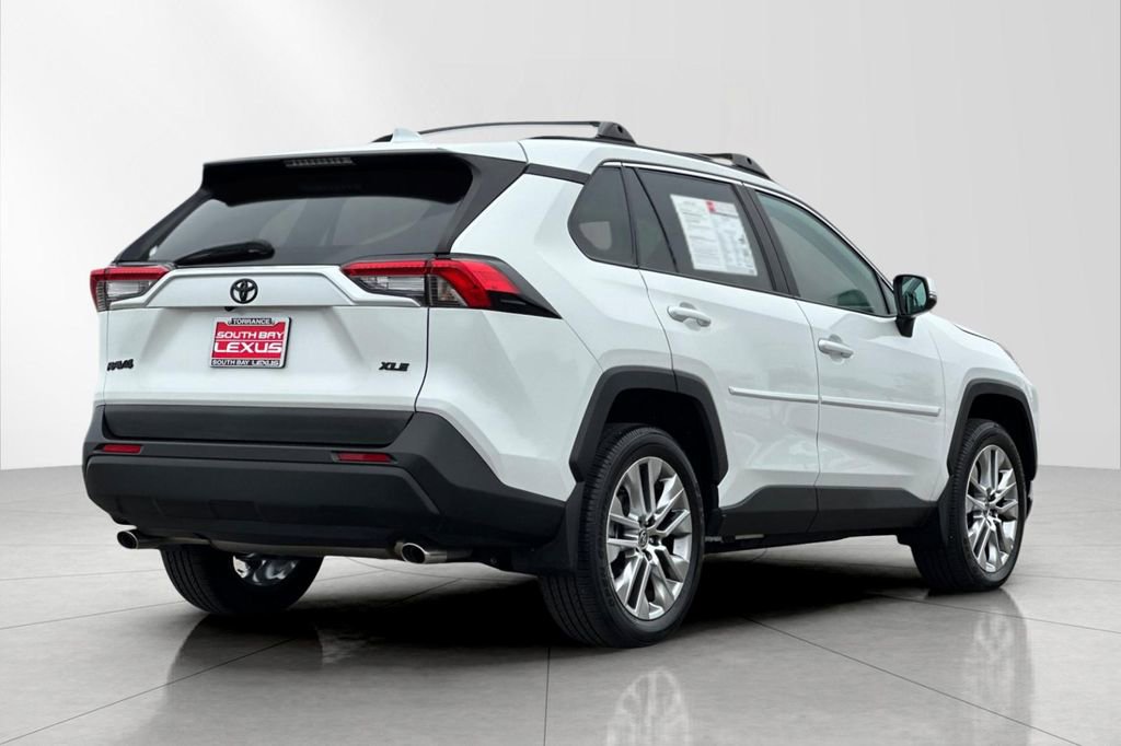 Used 2024 Toyota RAV4 XLE Premium FWD image 6