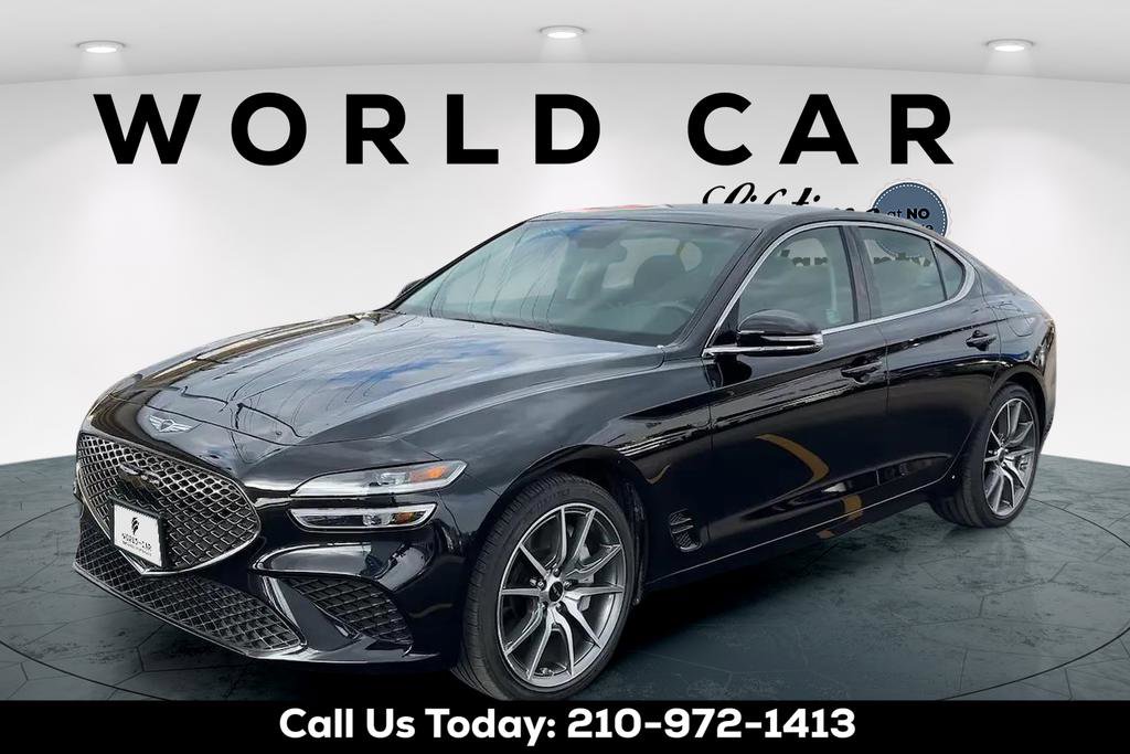 Used 2025 Genesis G70 2.5T RWD image 3